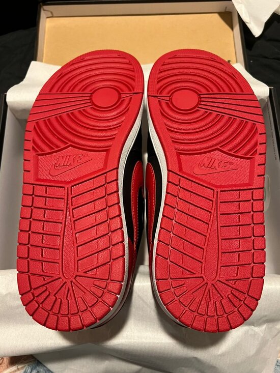 AIR JORDAN 1 RETRO LOW OG main image 4